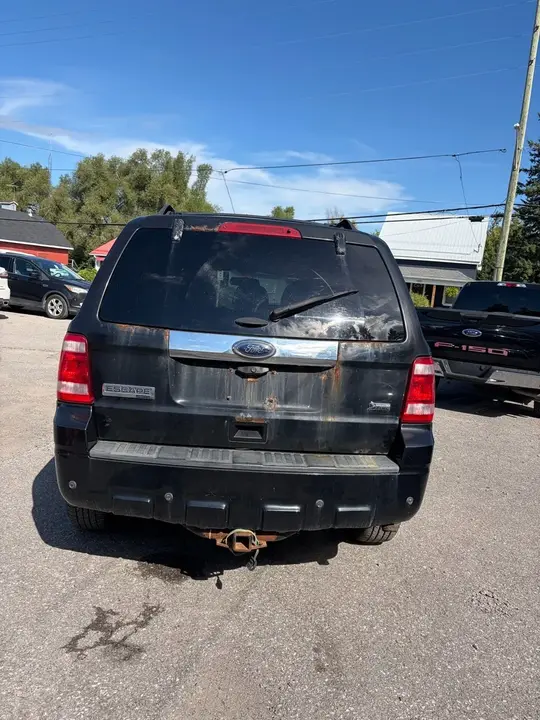 Ford Escape 2011 photo 4