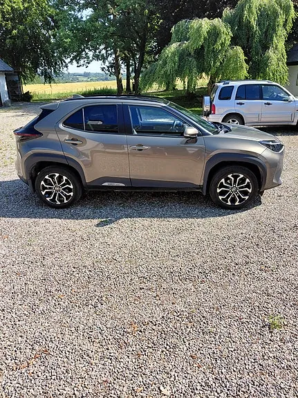 Toyota Yaris Cross 2023 photo 2