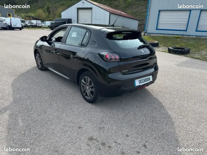 Peugeot 208 2022 photo 4