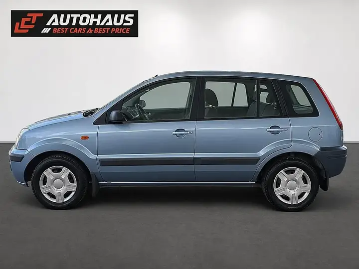 Ford Fusion 2006 photo 2