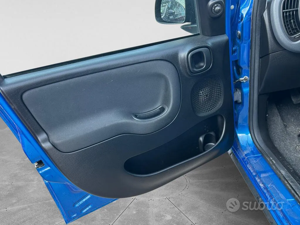 Fiat Panda Cross 2024 photo 4
