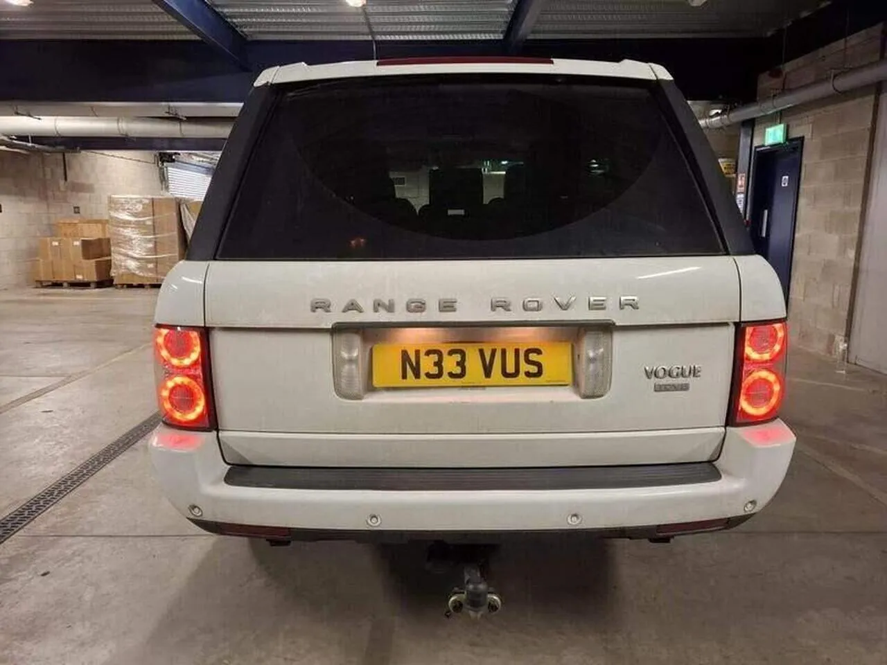 Land Rover Range Rover Vogue 2011 photo 4
