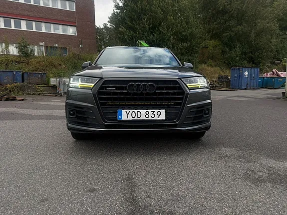 Audi Q7 2018 photo 3