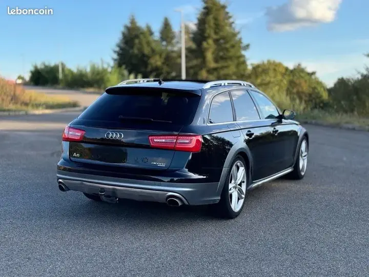 Audi Allroad 2013 photo 2