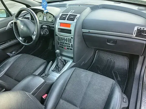 Peugeot 407 2008 photo 2