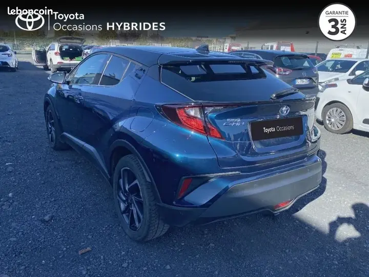Toyota C-Hr 2023 photo 2