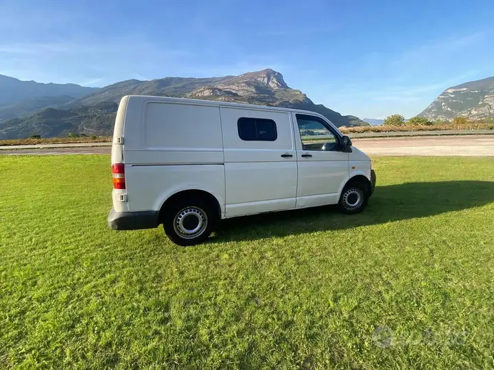 Volkswagen Transporter 2007 photo 3