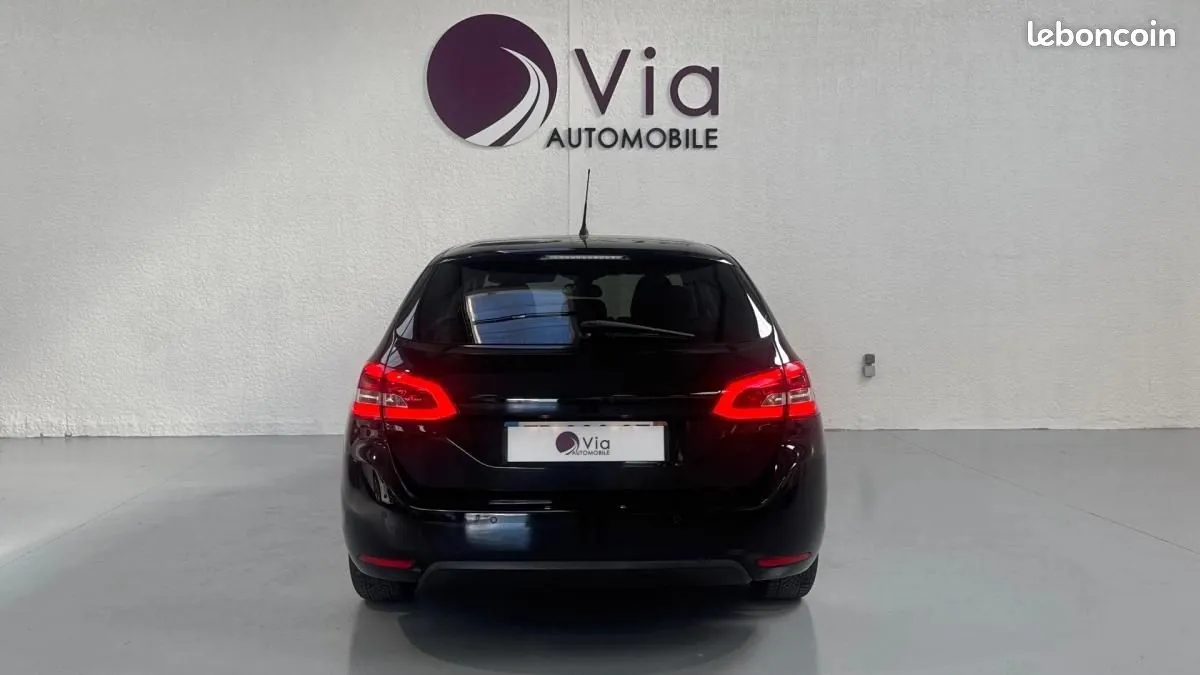 Peugeot 308 2019 photo 5