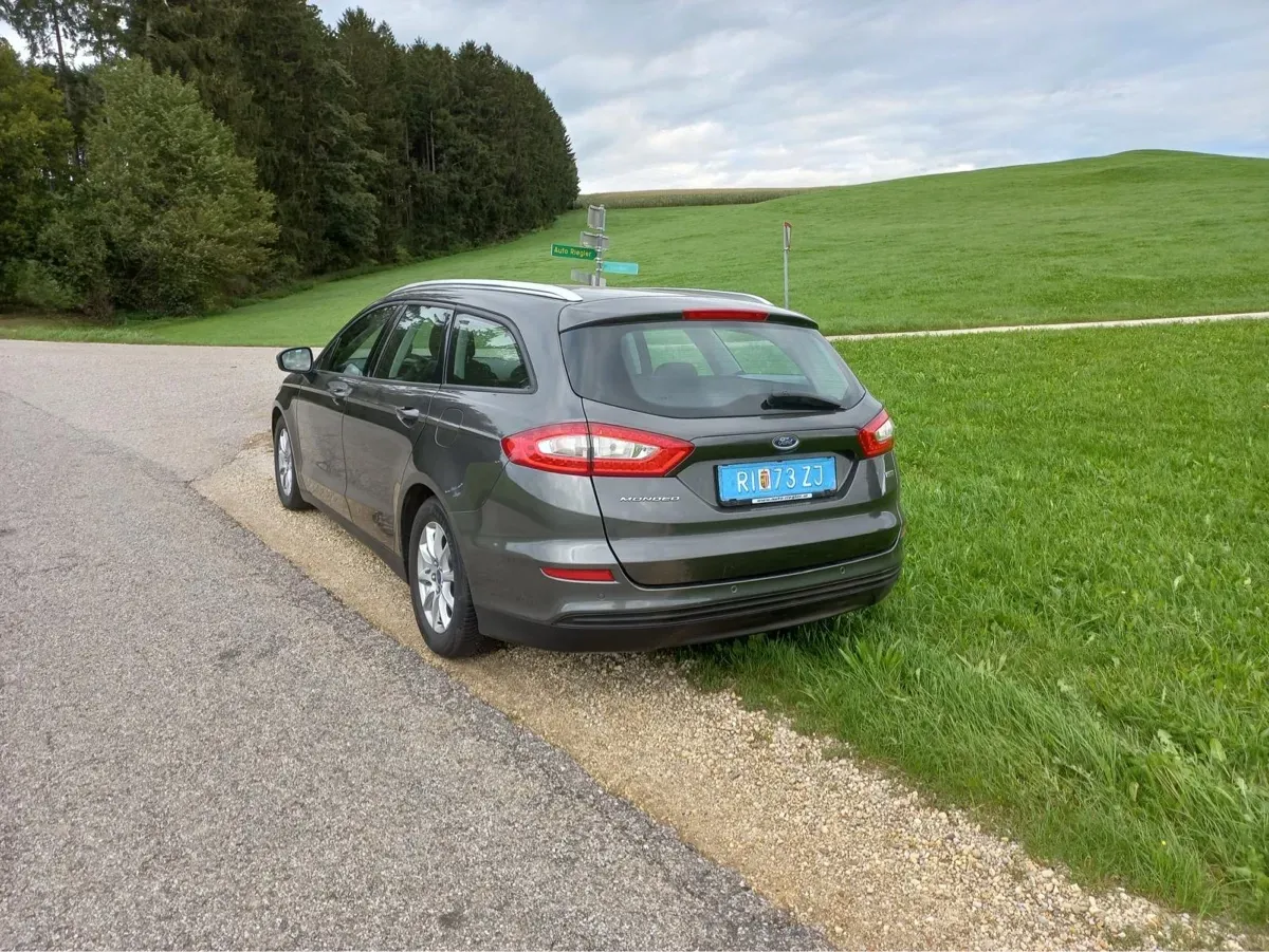 Ford Mondeo 2017 photo 2