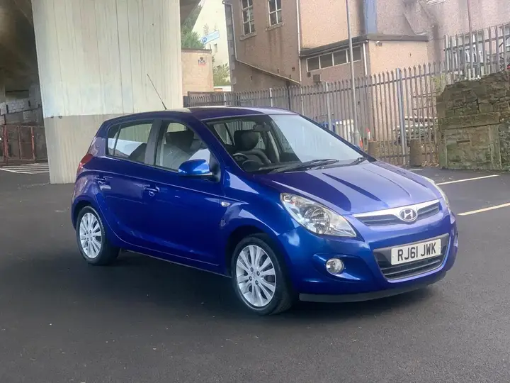 Hyundai I20