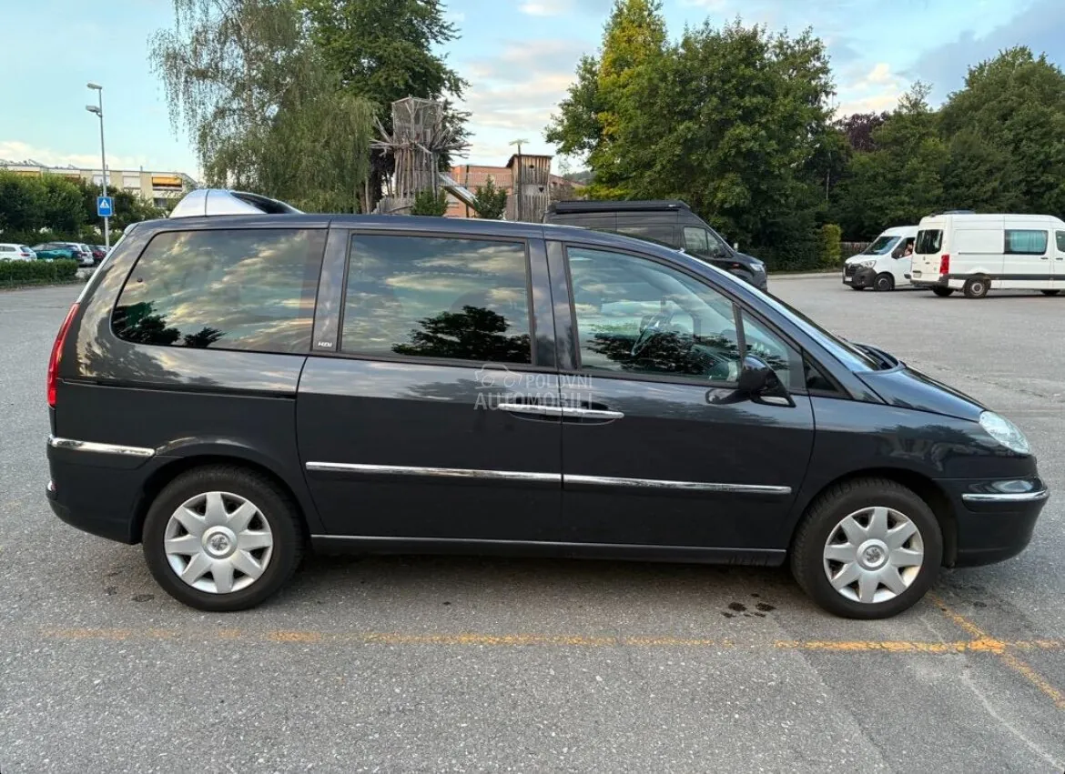 Peugeot 807 2010 photo 4