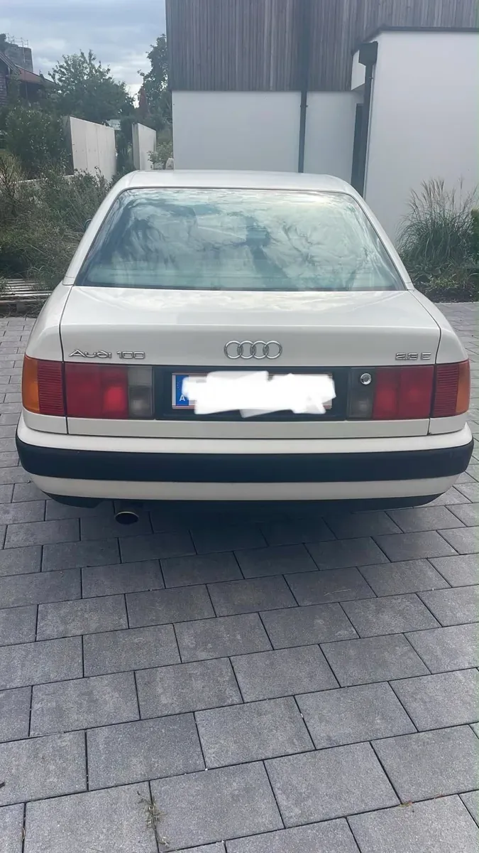 Audi 100 1991 photo 2