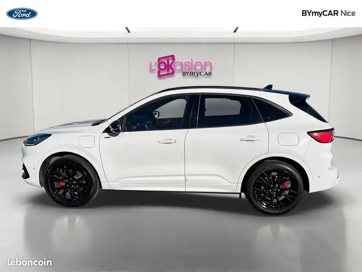 Ford Kuga 2022 photo 2