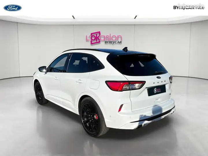 Ford Kuga 2022 photo 3