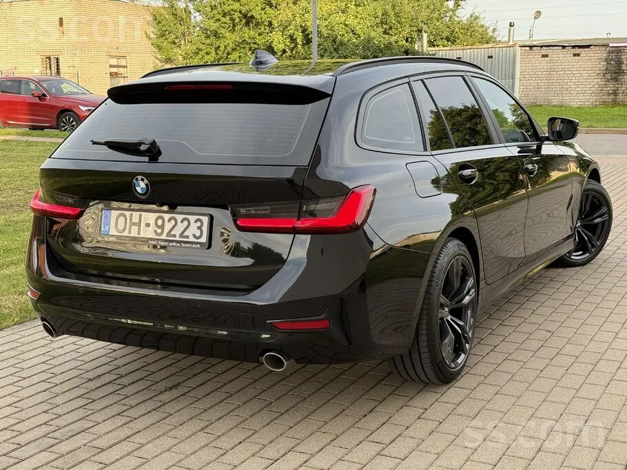 BMW 3 Series 2021 photo 4