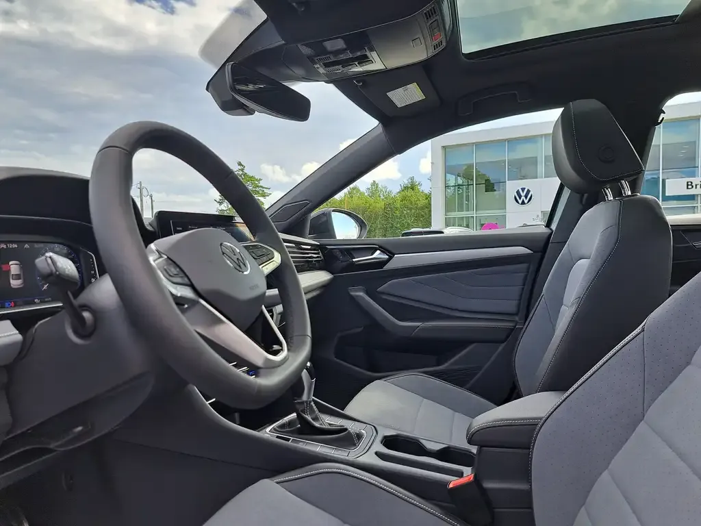 Volkswagen Jetta 2027 photo 2
