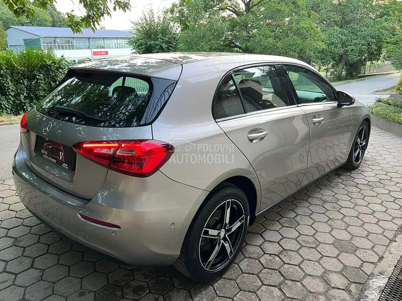 Mercedes-Benz A 160 2019 photo 5
