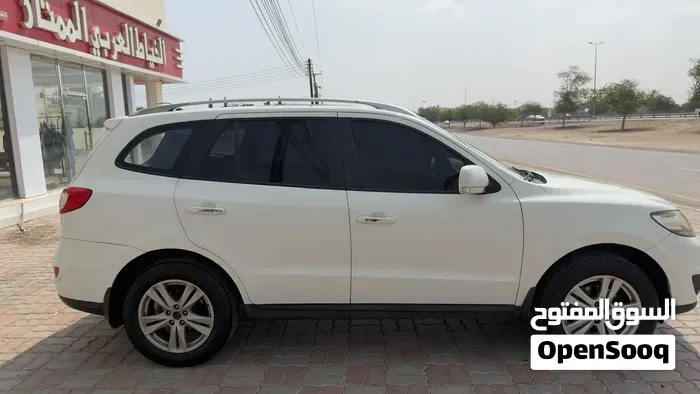 Hyundai Santa Fe 2012 photo 4