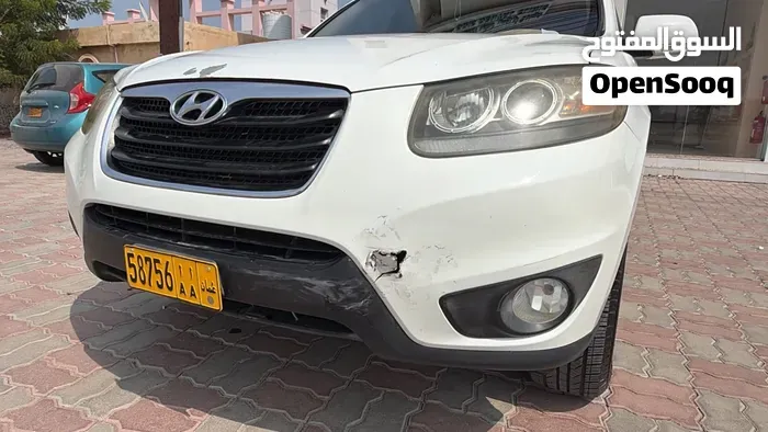 Hyundai Santa Fe 2012 photo 3