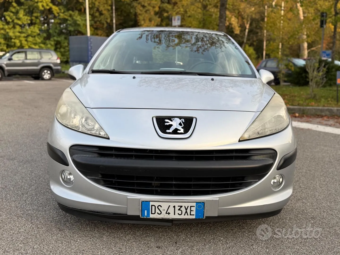 Peugeot 207 2008 photo 2