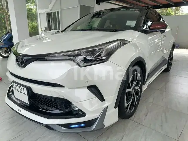 Toyota C-Hr 2019 photo 3
