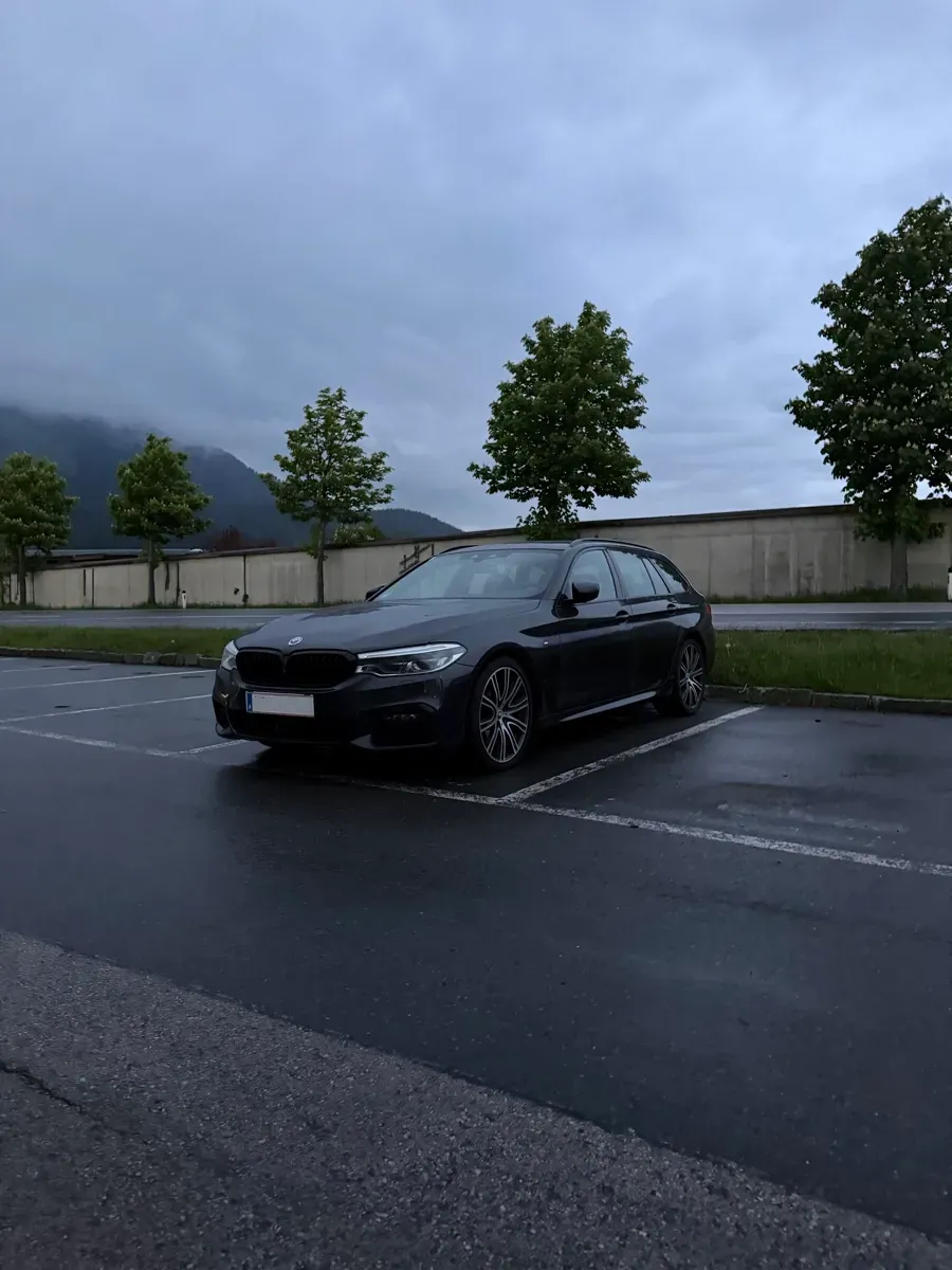 BMW 5 Series 2019 photo 3