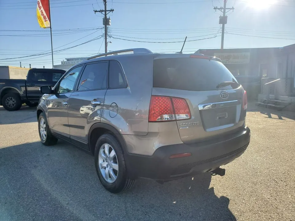 Kia Sorento 2012 photo 3