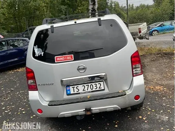 Nissan Pathfinder 2013 photo 5