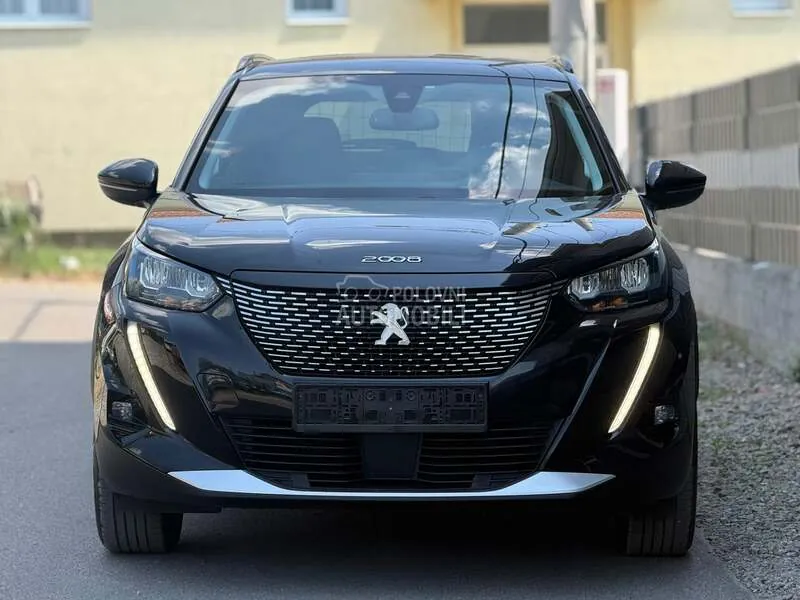 Peugeot 2008 2021 photo 5