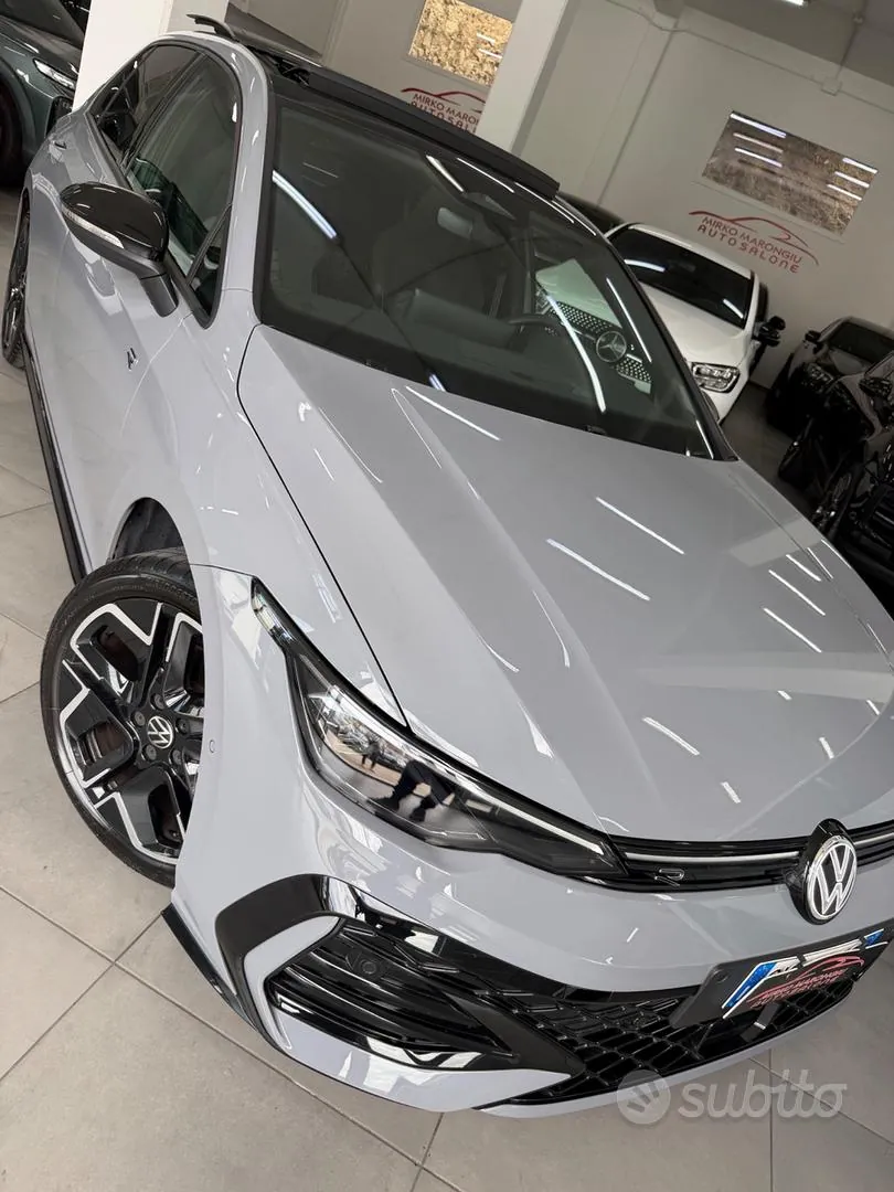 Volkswagen Golf 2025 photo 3