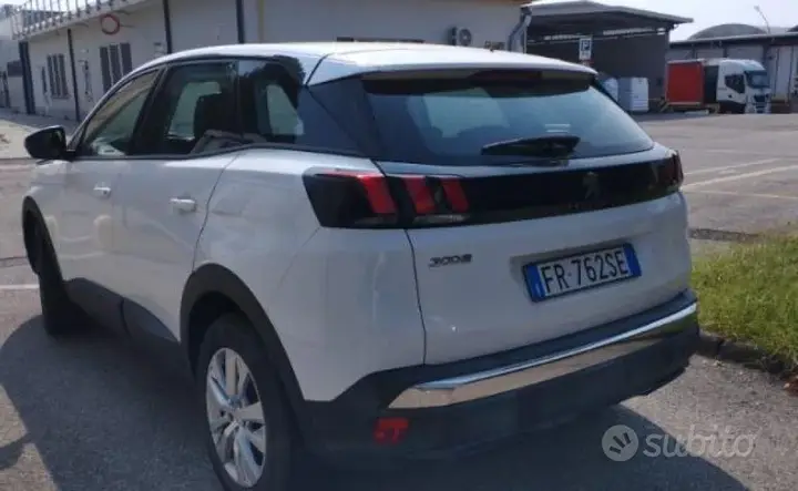 Peugeot 3008 2018 photo 4