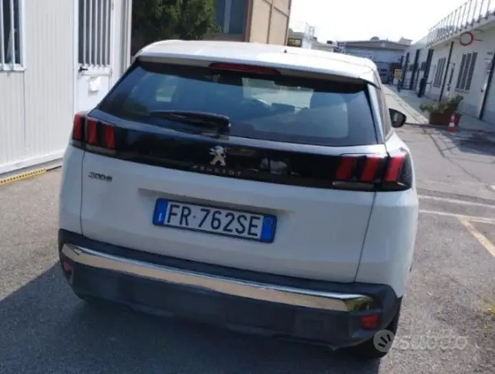 Peugeot 3008 2018 photo 5