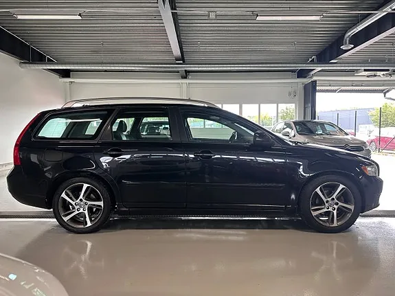 Volvo V50 2012 photo 4