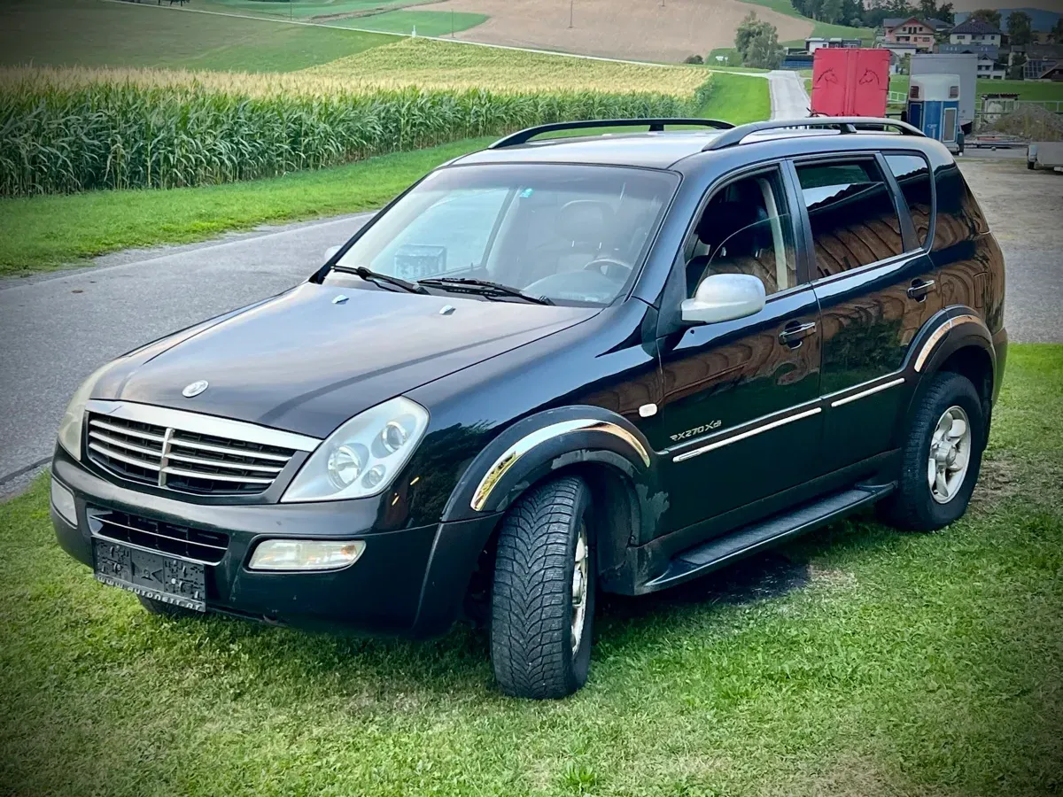 KG Mobility Rexton 2006 photo 2