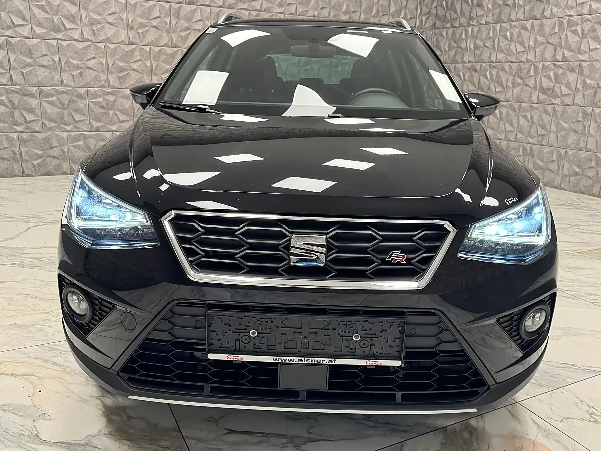 Seat Arona 2018 photo 2
