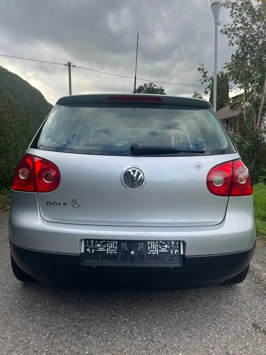 Volkswagen Golf 2008 photo 3