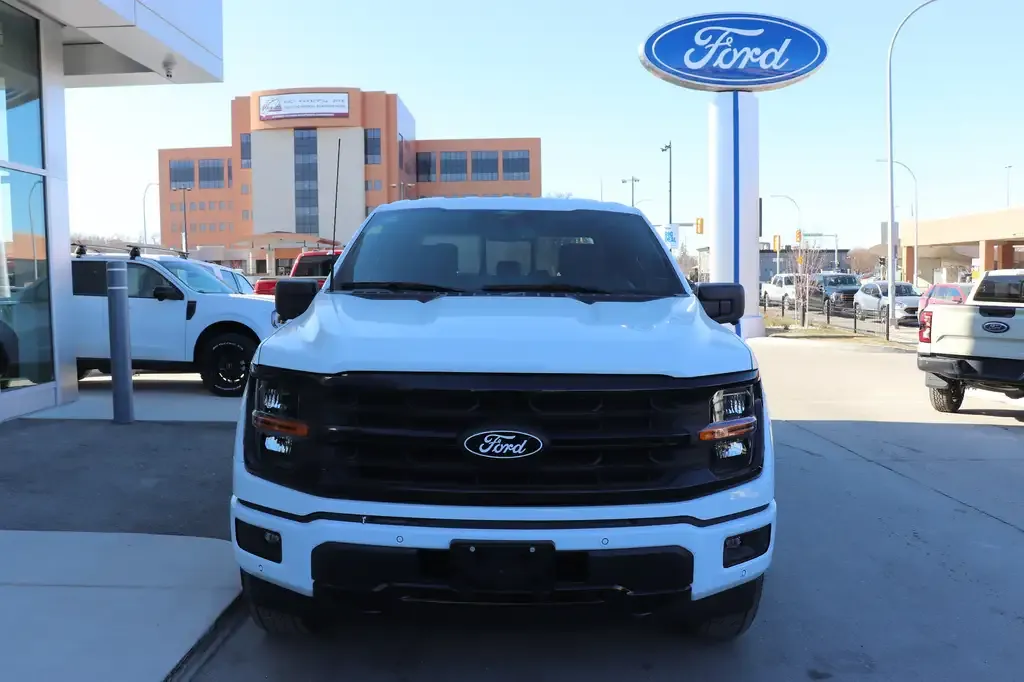 Ford F-150 2026 photo 2