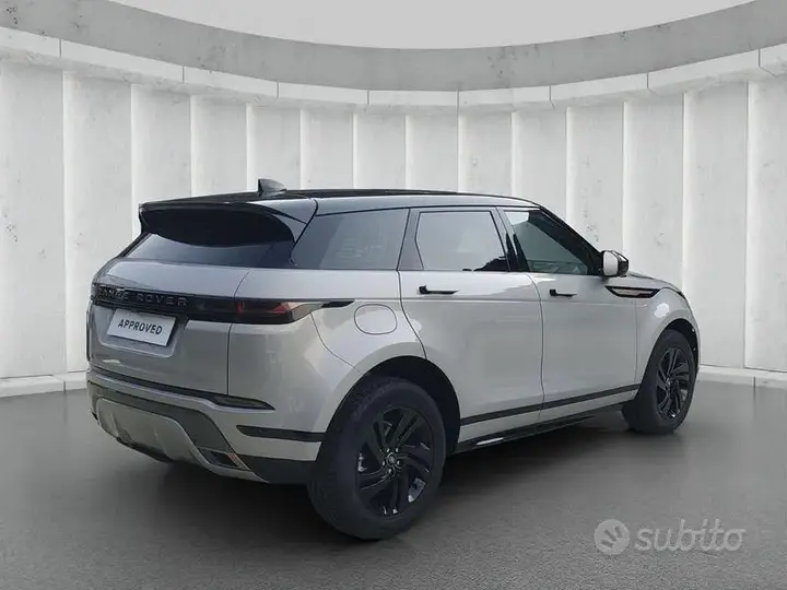 Land Rover Evoque 2022 photo 2