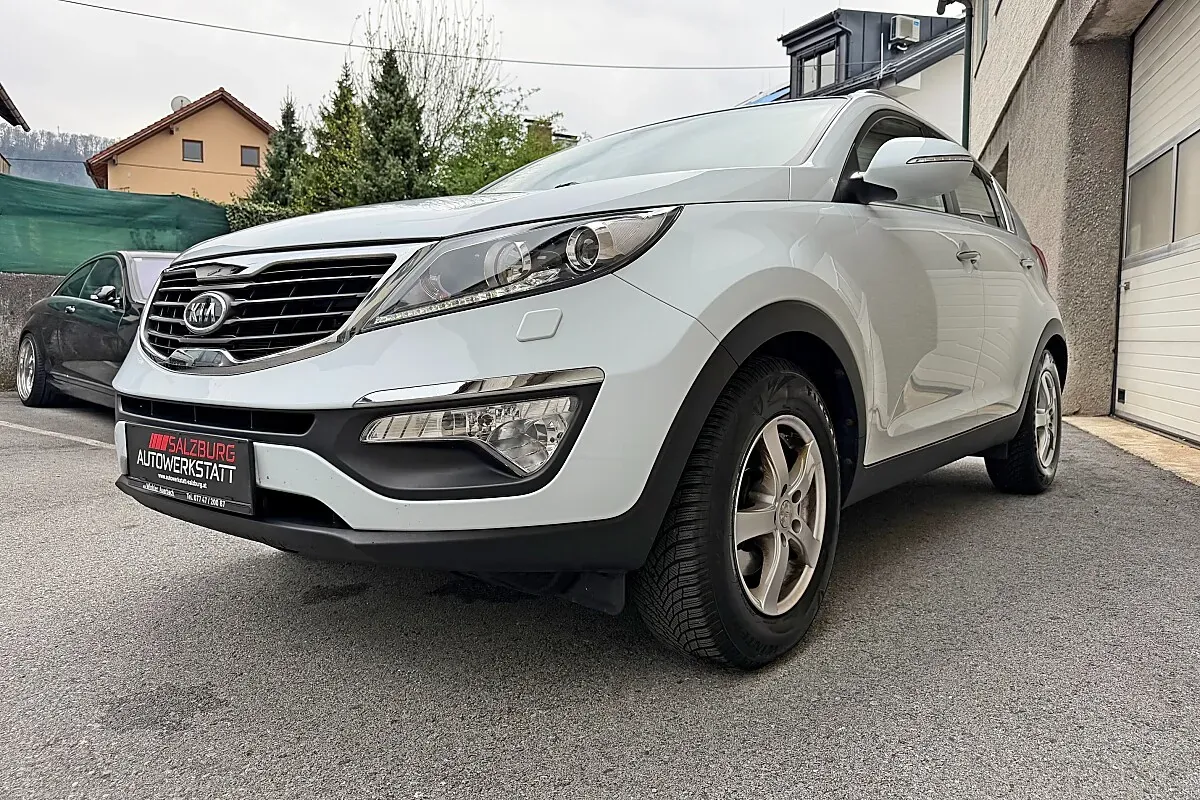 Kia Sportage 2012 photo 2