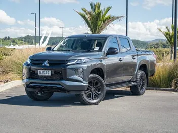 Mitsubishi Triton 2021 photo 2