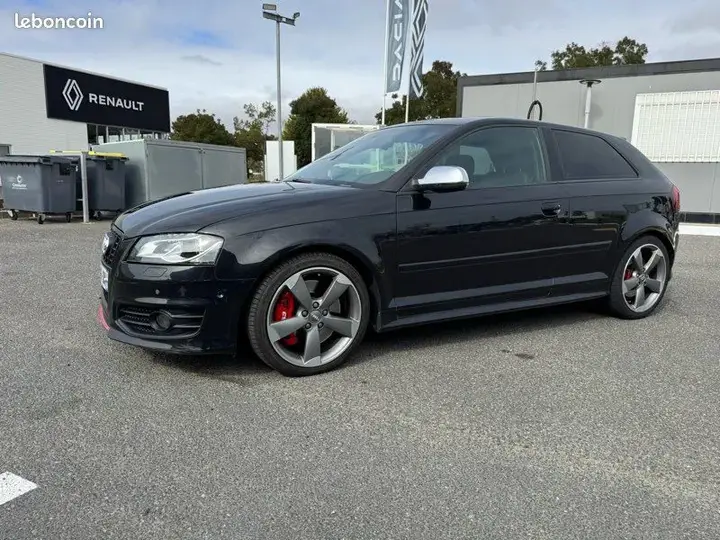 Audi S3 2011 photo 3