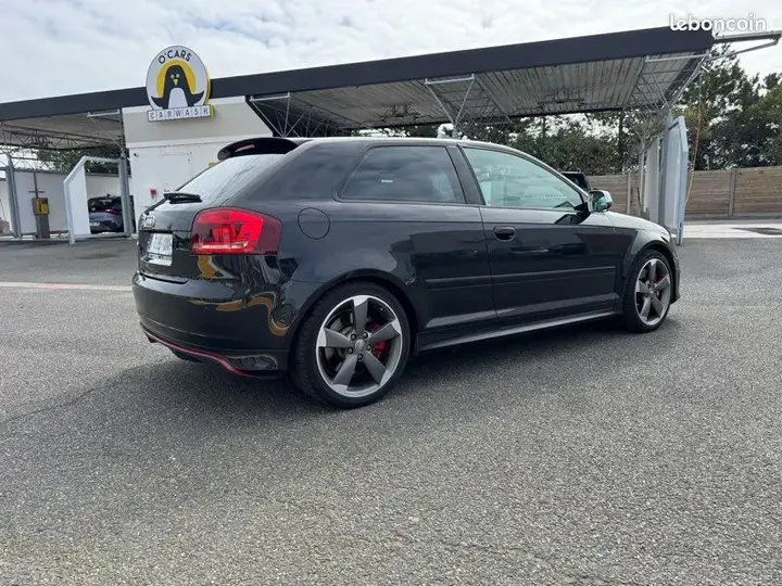 Audi S3 2011 photo 2