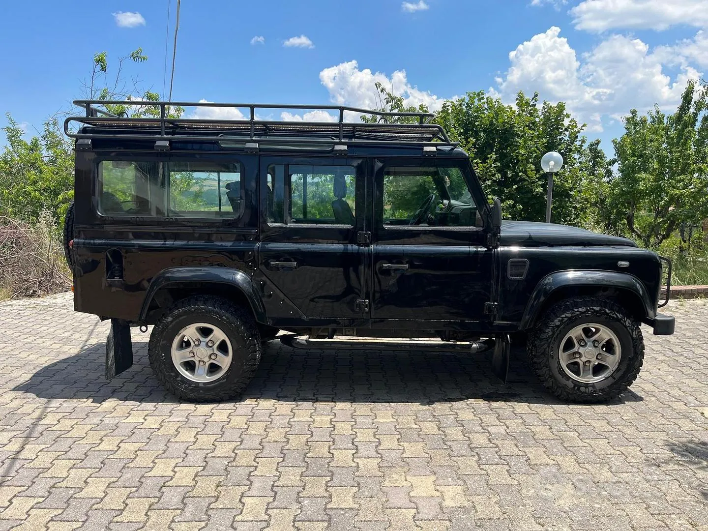 Land Rover Defender 2007 photo 5