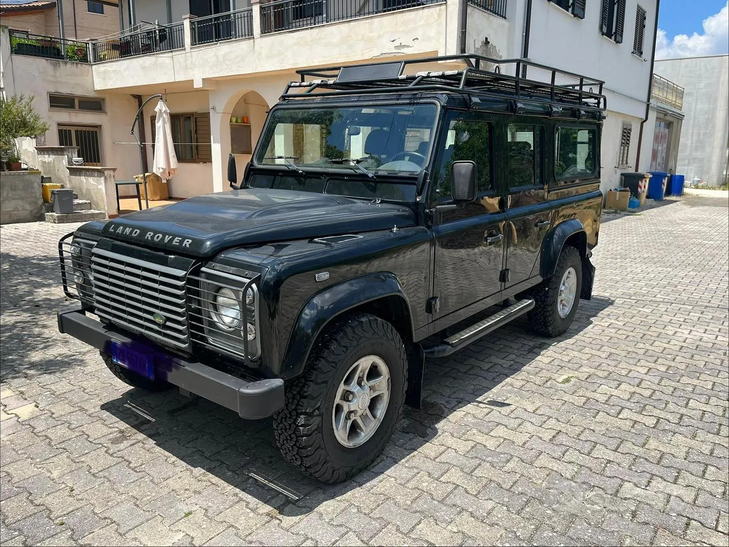 Land Rover Defender 2007 photo 3