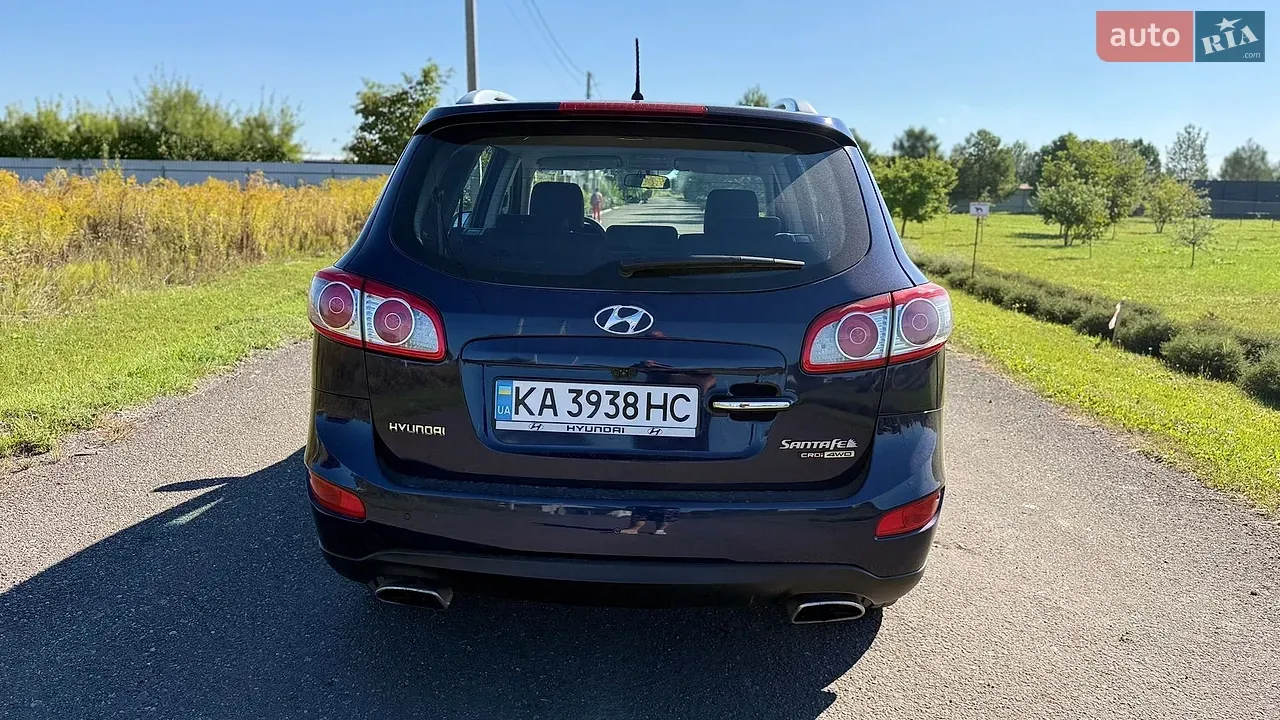 Hyundai Santa Fe 2011 photo 5