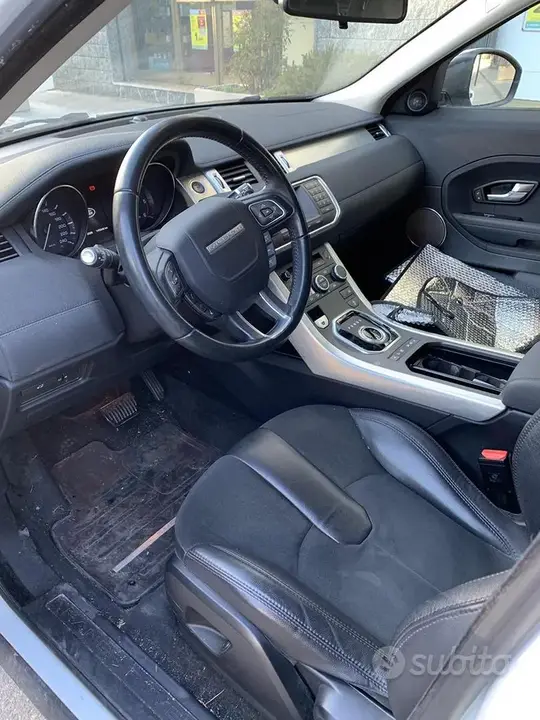 Land Rover Range Rover Evoque 2015 photo 5