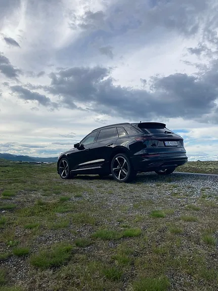 Audi E-Tron 2020 photo 2