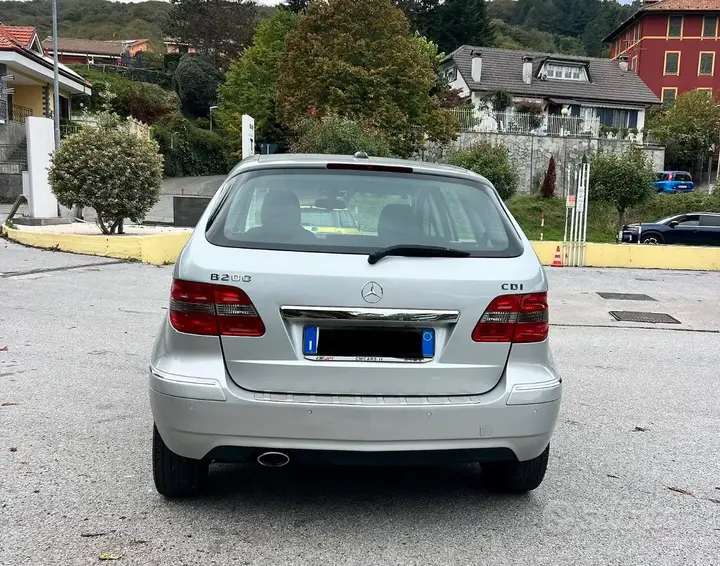 Mercedes-Benz B200 2009 photo 4
