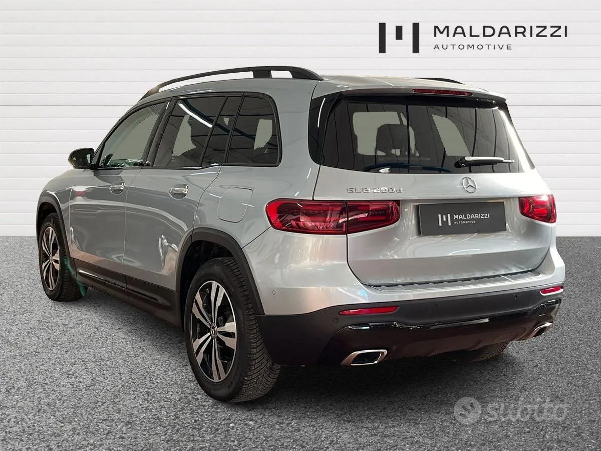 Mercedes-Benz Glb 2024 photo 4