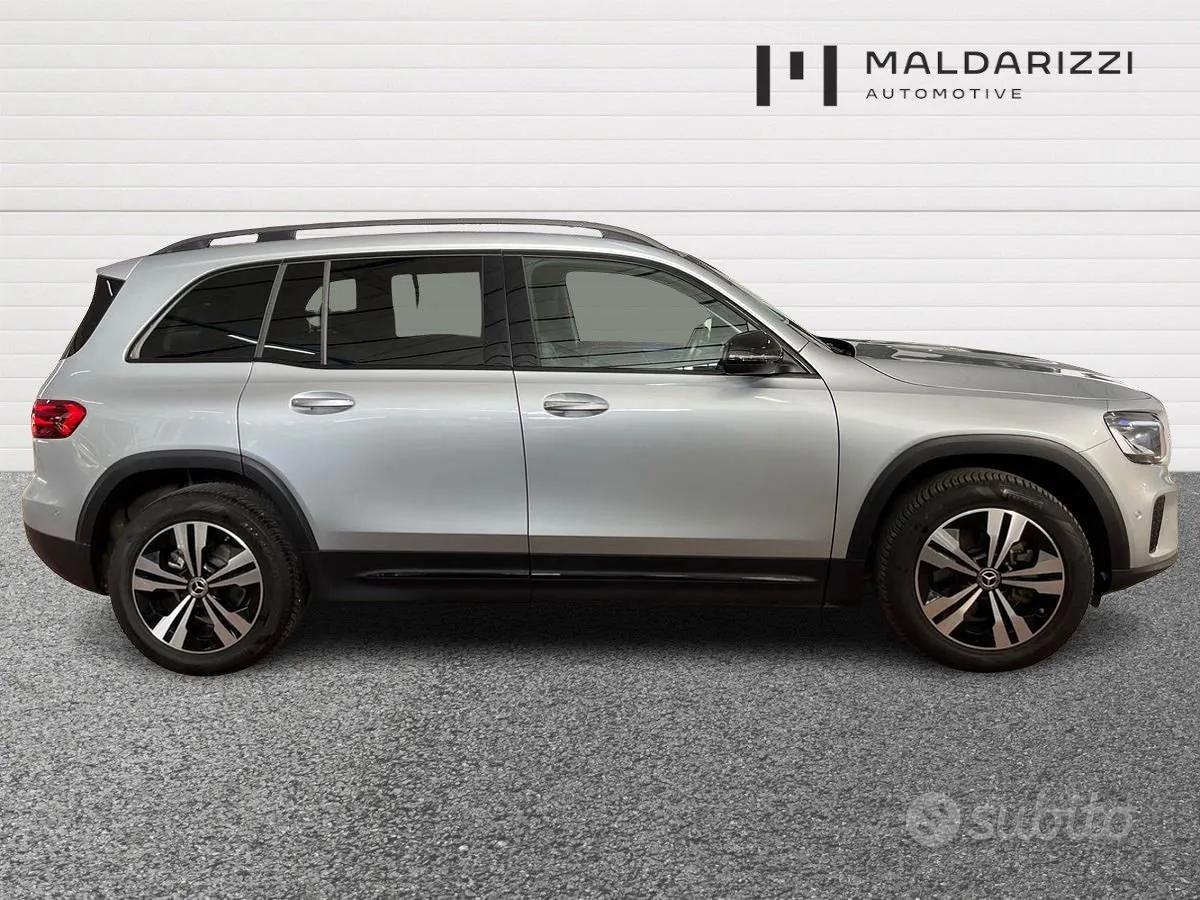 Mercedes-Benz Glb 2024 photo 5